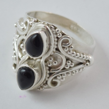 925 sterling silver beautiful black onyx gemstone ring